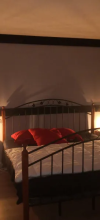 Vue globale de la chambre Toile du Refuge Des Extases - Antre Des Vices